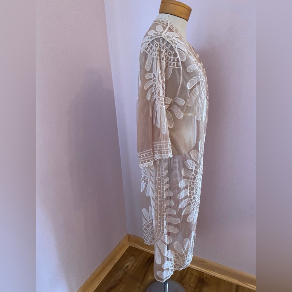 Bohemian Sheer Lace Kimono duster NWT - Picture 4 of 4